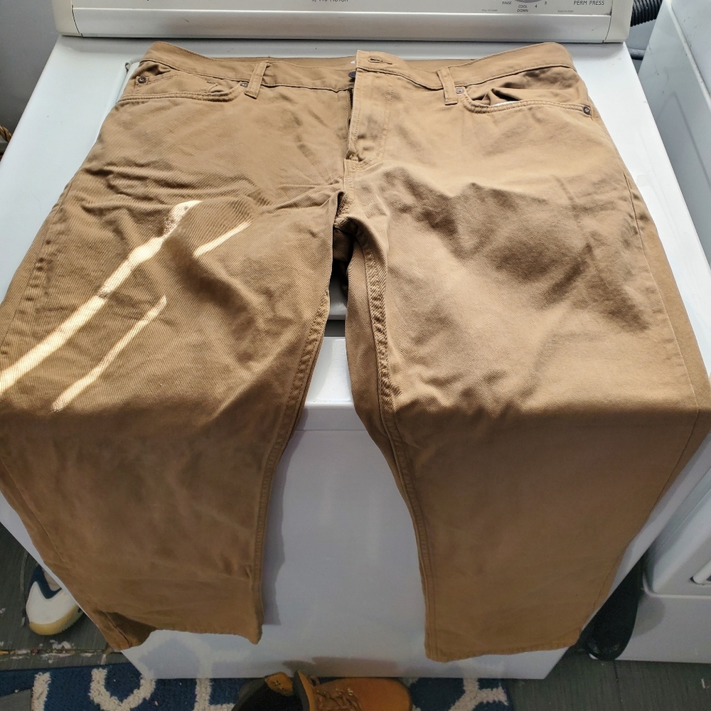 Mens Old Navy Khakis, straight fit. 38x32